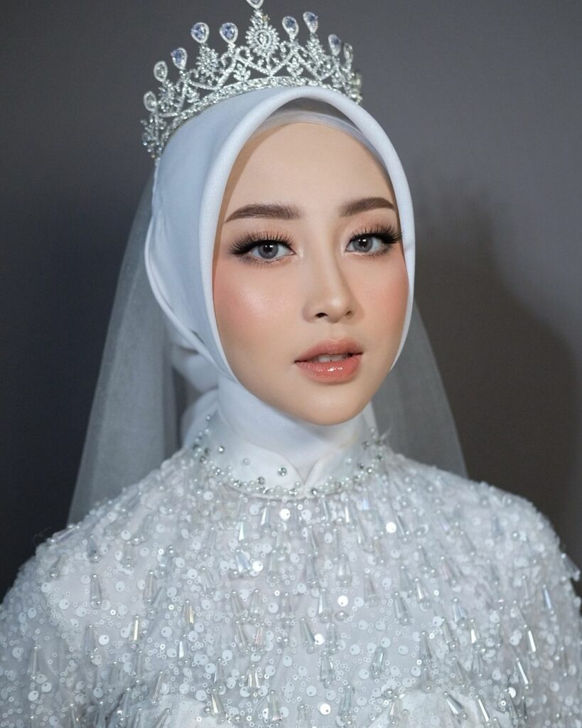 Beautiful bridal makeup